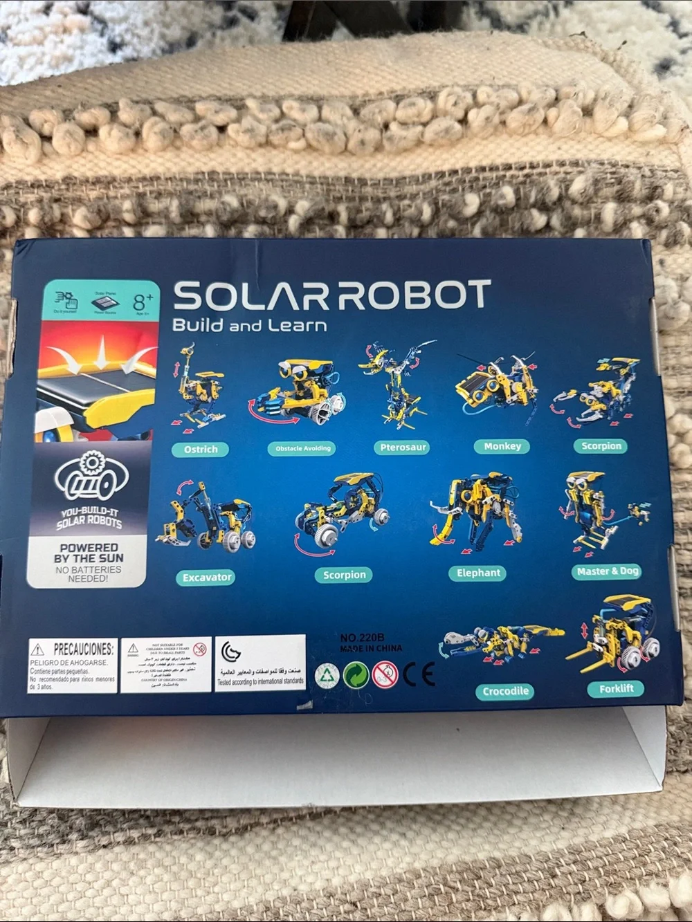 Solar Robot STEM Kit - Blue & Yellow Build-and-Learn Toy!! Never used!!